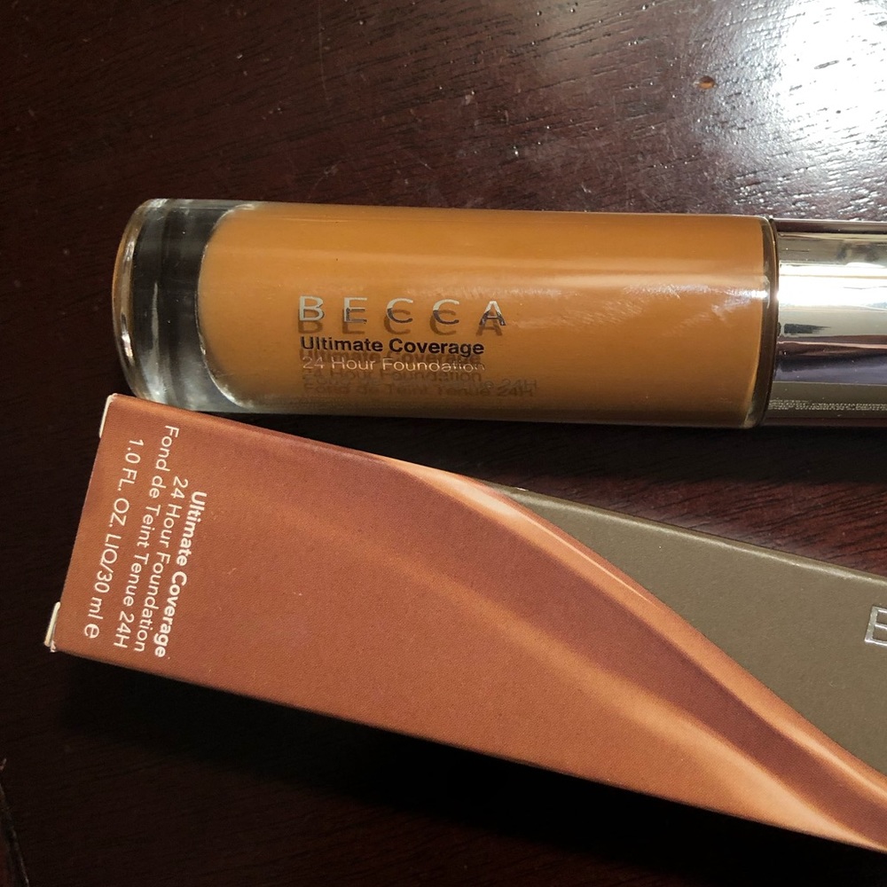 Becca Ultimate Coverage 24 Hr Foundation - Picture 2 of 5